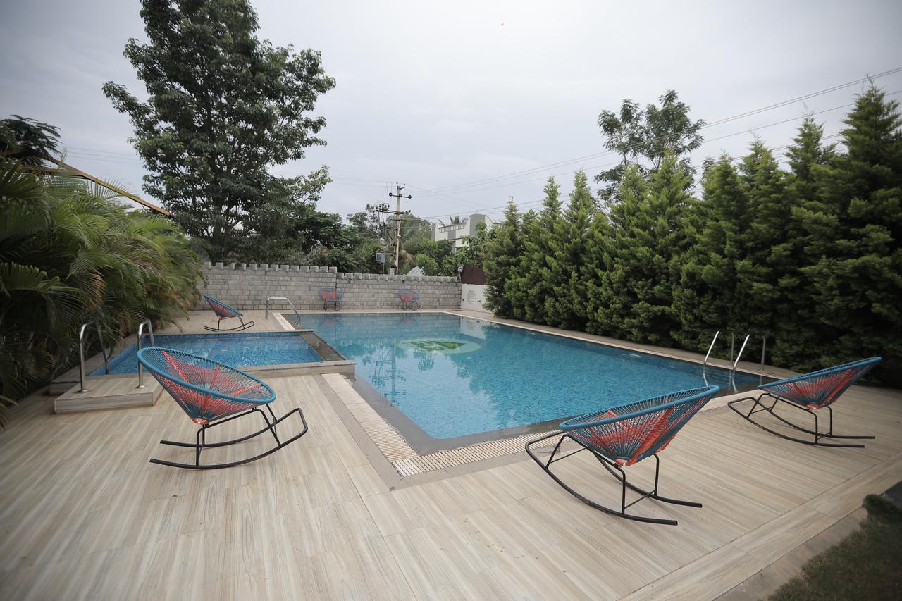 Golds Club & Resort Bayappanhalli Exterior foto